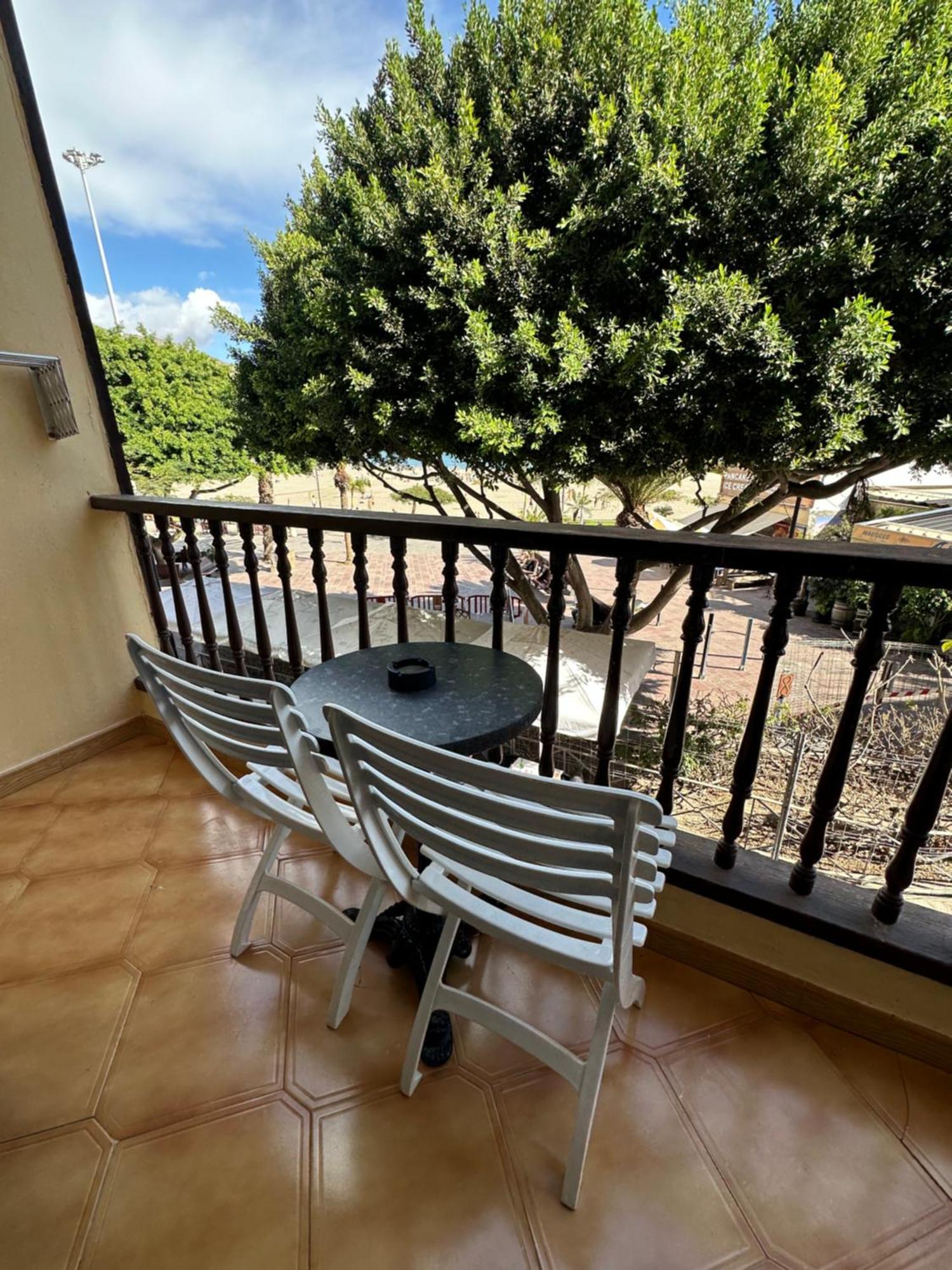 Tenerife Beach Front & Sea View Лос Кристианос Экстерьер фото